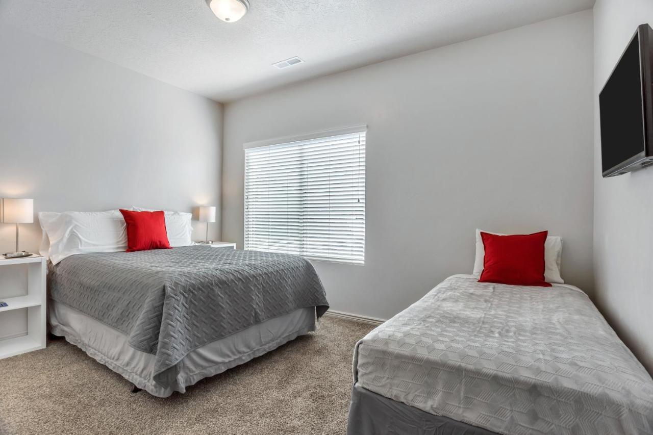 Spacious & New Guesthouse In Orem/Provo 객실 사진